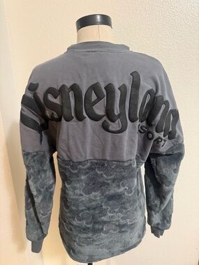 Disneyland Resort Gray Pullover Sweatshirt